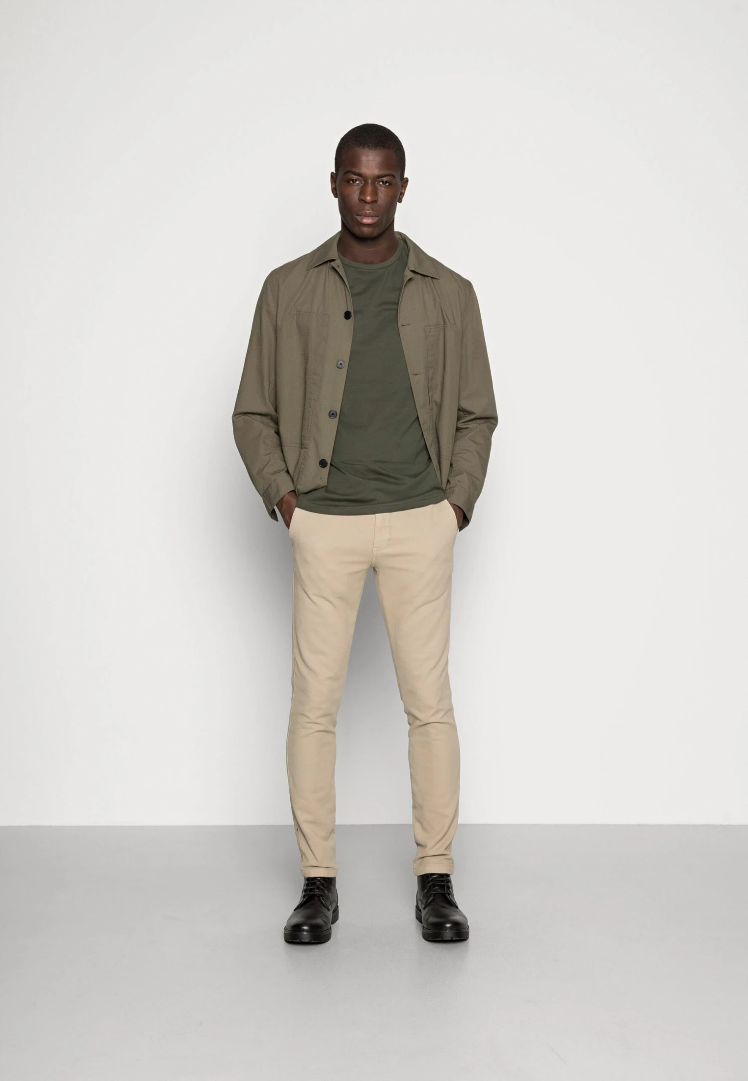 Pier One 5 Pack - T-Shirt Basic - Dark Blue/Grey/Khaki 3 Pier One 5 Pack - T-Shirt Basic - Dark Blue/Grey/Khaki