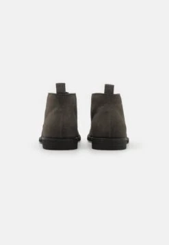 Pier One Unisex - Sportieve Veterschoenen - Grey 10 Pier One Unisex - Sportieve Veterschoenen - Grey -Pier One 1a69c3b5a7ed49d2869b1ff1aeeb8355