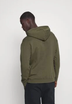 Pier One 2 Pack - Hoodie - Olive/Grey 11 Pier One 2 Pack - Hoodie - Olive/Grey -Pier One 28861f0491104a3a9822c6be6ec7b12d
