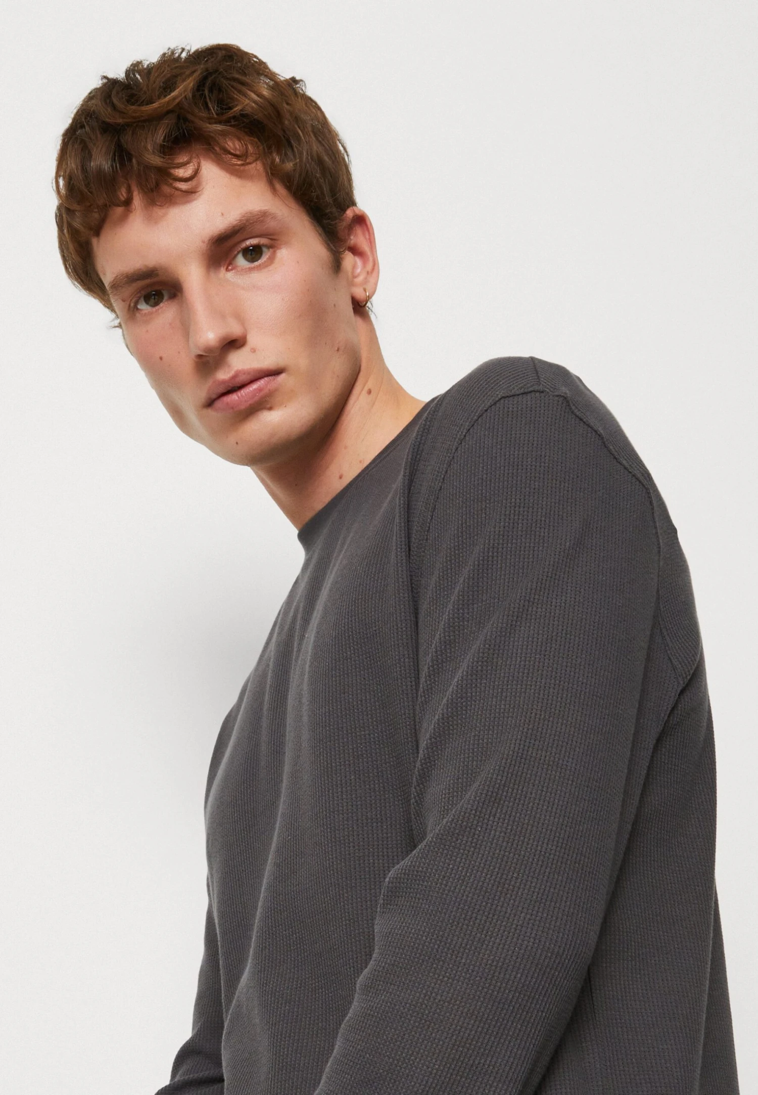 Pier One Longsleeve - Dark Grey 6 Pier One Longsleeve - Dark Grey - Afbeelding 4