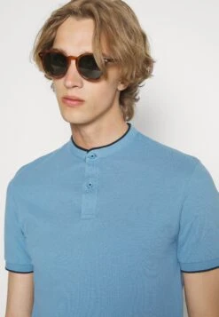 Pier One T-Shirt Basic - Light Blue -Pier One 456fe74b3a0247ada5ec82d4c6c9d7ce