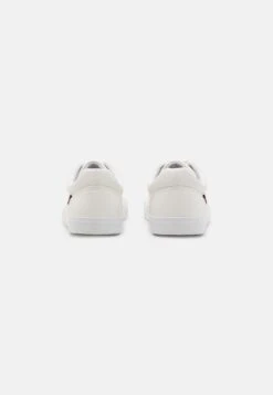 Pier One Unisex - Sneakers Laag - White 10 Pier One Unisex - Sneakers Laag - White -Pier One 4875ff60289d451696f32d2c44634d4c