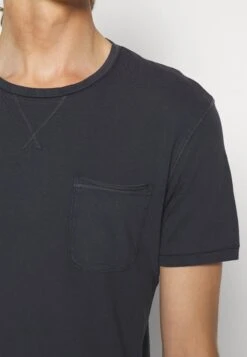 Pier One Garment Tee - T-Shirt Basic - Dark Blue 11 Pier One Garment Tee - T-Shirt Basic - Dark Blue -Pier One 4c19e0769c0845c8850e7b85a7aad063