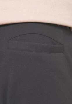 Pier One Trainingsbroek - Dark Grey 12 Pier One Trainingsbroek - Dark Grey -Pier One 4dba7bd6995145a9b07e0b61cdb4749a