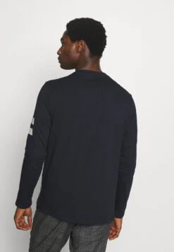 Pier One Longsleeve - Dark Blue 11 Pier One Longsleeve - Dark Blue -Pier One 53072bdb54a1435da7e55ce1ba6ee9b5