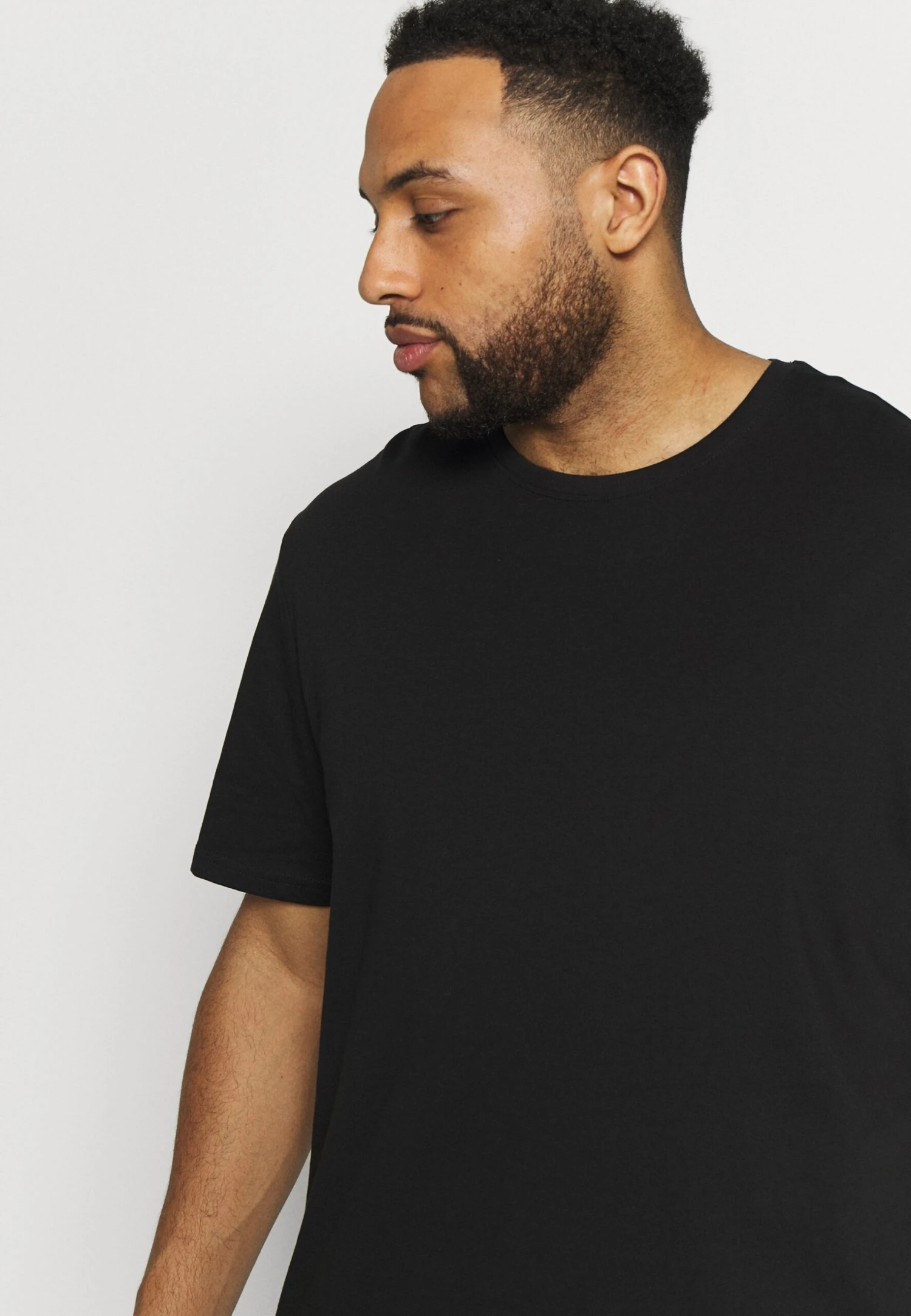 Pier One 2 Pack - T-Shirt Basic -Black 7 Pier One 2 Pack - T-Shirt Basic -Black - Afbeelding 5