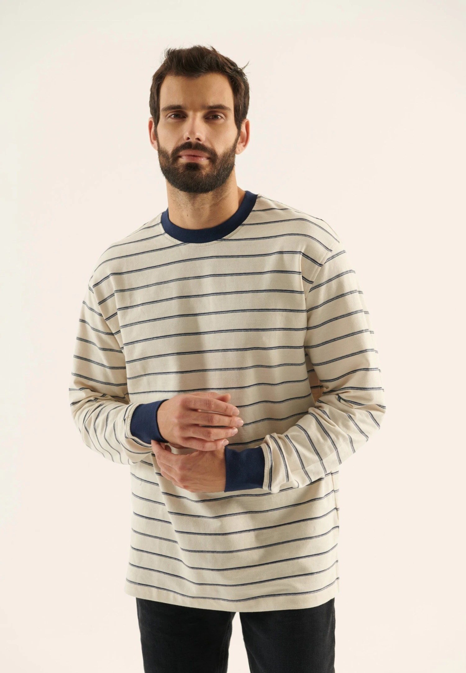 Pier One Longsleeve - White 3 Pier One Longsleeve - White