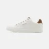 Pier One Sneakers Laag - White 1 Pier One Sneakers Laag - White -Pier One 60edfea93b8e479f8869d8df44c0491c