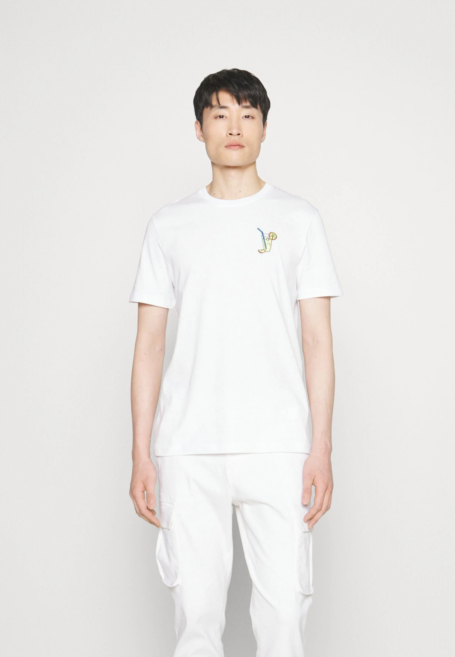 Pier One Cocktail Tee- T-Shirt Print - White 3 Pier One Cocktail Tee- T-Shirt Print - White