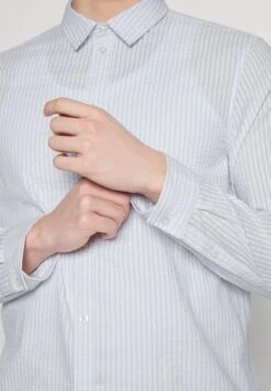 Pier One Overhemd - White/Light Blue 11 Pier One Overhemd - White/Light Blue -Pier One 7db8d1883bbd4a878f5fffbc50a8b01e