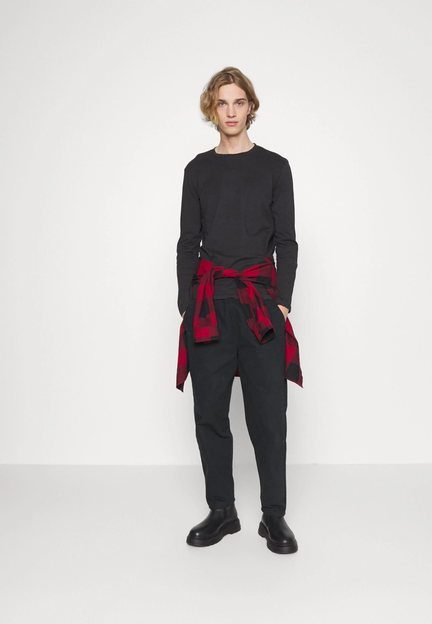 Pier One 5 Pack - Longsleeve - Black/White/Olive 3 Pier One 5 Pack - Longsleeve - Black/White/Olive