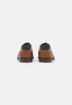 Pier One Veterschoenen - Cognac 10 Pier One Veterschoenen - Cognac -Pier One 872a7876bb1f4032891b68943dda6429