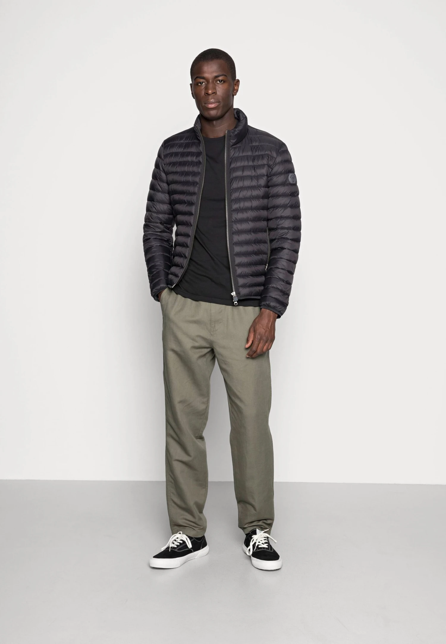 Pier One 5 Pack - T-Shirt Basic - Black 3 Pier One 5 Pack - T-Shirt Basic - Black