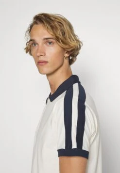 Pier One Poloshirt - Off-White 11 Pier One Poloshirt - Off-White -Pier One 9553bf79c4ac44c681d96f93ce6f052b