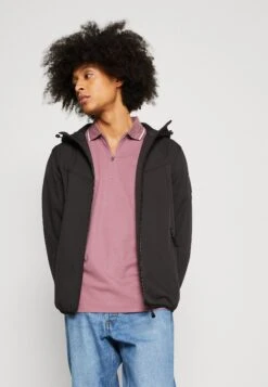 Pier One Regenjas - Black 11 Pier One Regenjas - Black -Pier One 96a994fc1403480fbcdd56b9d44dcb3f