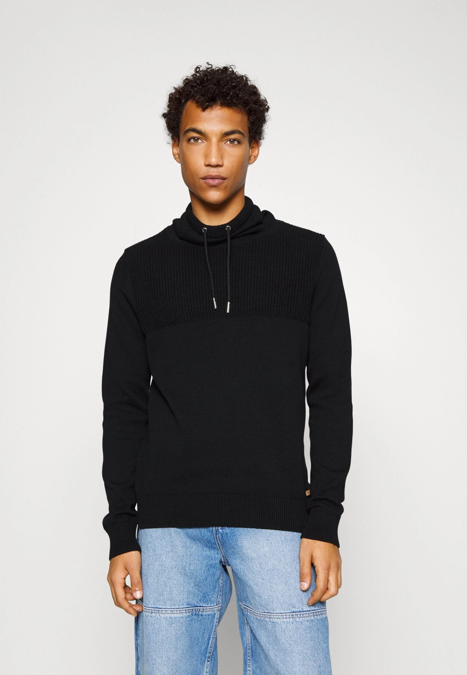 Pier One Structure Block High Collar - Vest - Black 3 Pier One Structure Block High Collar - Vest - Black