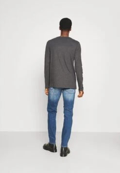 Pier One 2 Pack - Longsleeve - Dark Grey/Black 10 Pier One 2 Pack - Longsleeve - Dark Grey/Black -Pier One a601e52fa7974b079f93b858d4b782ec