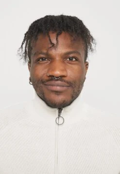 Pier One Vest - Off White 16 Pier One Vest - Off White -Pier One a6e87c920a6e46b1a88e5281364b634e