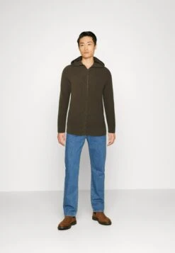 Pier One Vest - Olive 9 Pier One Vest - Olive -Pier One b2cbbc2a4d6b41ef982b6f8e709d4b17