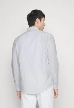 Pier One Overhemd - White/Light Blue 9 Pier One Overhemd - White/Light Blue -Pier One bbe9bb77261549e4833cde47c28b7767