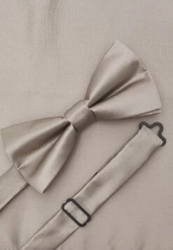 Pier One Set - Pochet - Stone 13 Pier One Set - Pochet - Stone -Pier One c079acf21d984f87a5a118594b813079