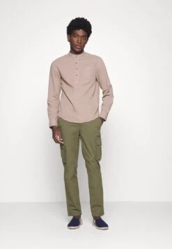 Pier One Overhemd - Taupe -Pier One c1750b1601fc44c3b28f7ac088cf90fc