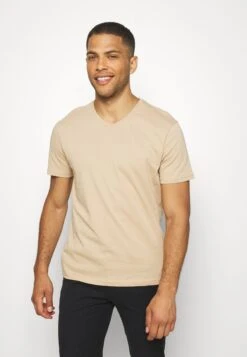 Pier One 3 Pack - T-Shirt Basic - Khaki/Tan/Dark Blue 11 Pier One 3 Pack - T-Shirt Basic - Khaki/Tan/Dark Blue -Pier One d6cb5a749f7744e18d33072789087608