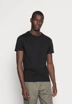 Pier One 5 Pack - T-Shirt Basic - Black 8 Pier One 5 Pack - T-Shirt Basic - Black -Pier One d82d632547ef44e5ac531b38c46d17c5