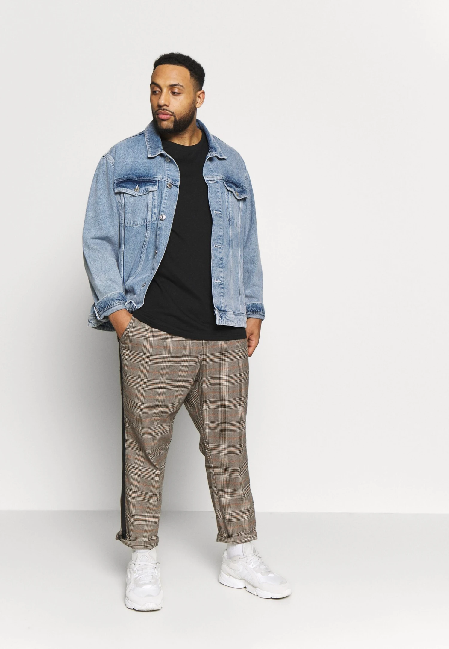 Pier One 2 Pack - T-Shirt Basic -Black 3 Pier One 2 Pack - T-Shirt Basic -Black