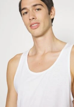 Pier One 5Pack - Top - White 17 Pier One 5Pack - Top - White -Pier One e84d41ca36b742c1ba3a139cc7b4dfcc