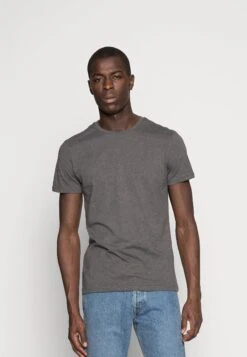 Pier One 3 Pack - T-Shirt Basic - Black/Grey/Green -Pier One ee89d58fc61140e19ce307b0b3b5e4cf