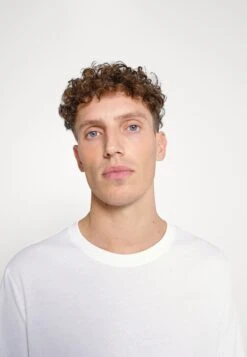 Pier One 5 Pack - Longsleeve - Blue/White/Beige/Olive 15 Pier One 5 Pack - Longsleeve - Blue/White/Beige/Olive -Pier One ef1959c0f5924fb7995aa0f089265895