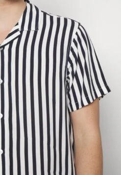 Pier One Overhemd - Dark Blue/White 11 Pier One Overhemd - Dark Blue/White -Pier One f04216a06fc842d38c3fc0f259374953