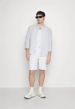 Pier One Overhemd - White/Light Blue 8 Pier One Overhemd - White/Light Blue -Pier One f1decf366aa440fa981a45f339af8a27